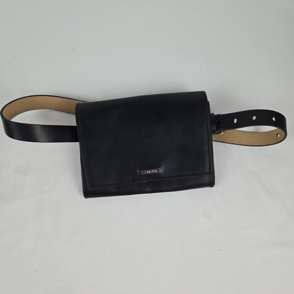 Calvin Klein Black Leather Belt Bag Waist Pack Adjustable Strap Size Small 38" L